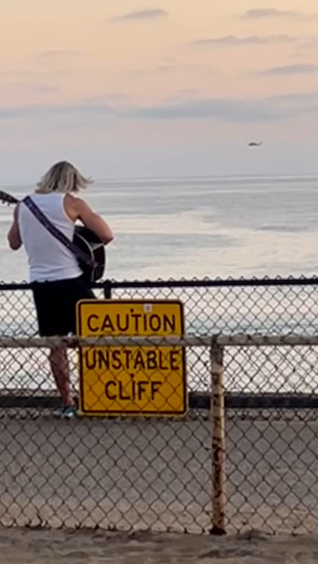 #guitar #vacation #oceansidecalifornia #hollyjoypmu