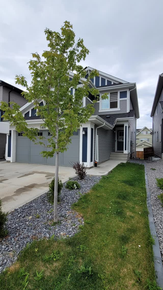 Coming Soon to Desrocher
3 Bedroom
2 1/2 bath with walk-in closet
Laundry Upstairs
Bonus Room
Side entry