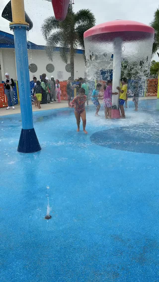 Sun’s out, splashes out! Our kids had a blast cooling off and playing together on our summer field trip!
Wishing the sun was out like this today, Happy 4th of July everyone! 💙❤️🤍