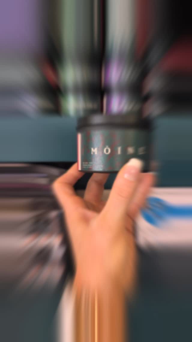 I had the pleasure of designing these labels for the marvellous Mags at Lewis Candle Co. Her customers at Taigh Ceilidh were having some bespoke scented candles made for the shop side of their café & I popped in today to see them in situ 🤓
No prizes for guessing what my fave was 😅 (*side note can we start a petition for some more Scottish emojis?! Where's an Irn Bru can when you need one!!)
💜Fraoch - Heather
🏴 Cluran - Thistle
🐦 Bròg na Cuthaige - Bluebell
🔥 Mòine - Peat
🌿 A'chòinneach-dhearg - Big Myrtle
🥤Iarann Bhrù - the one and only 😉
#bespokecandles #graphicdesign #webdesign #gaelicgifts #isleoflewis #shoplocal