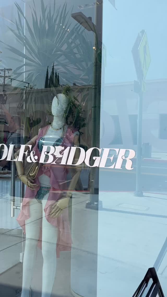 ✨ Spotted at @wolfandbadger in LA ✨
Our handmade sandals are shining in the front window of this iconic concept store in Los Angeles!
Thank you for supporting handmade luxury — and for helping us bring Greek craftsmanship to the world 🩴
#SibyllaDelphica
#HandmadeSandals
#LuxuryAccessories
#GreekDesign
#ArtisanFashion
#WolfAndBadger
#WolfAndBadgerLA
#LAStyle
#LosAngelesShopping
#ConceptStore