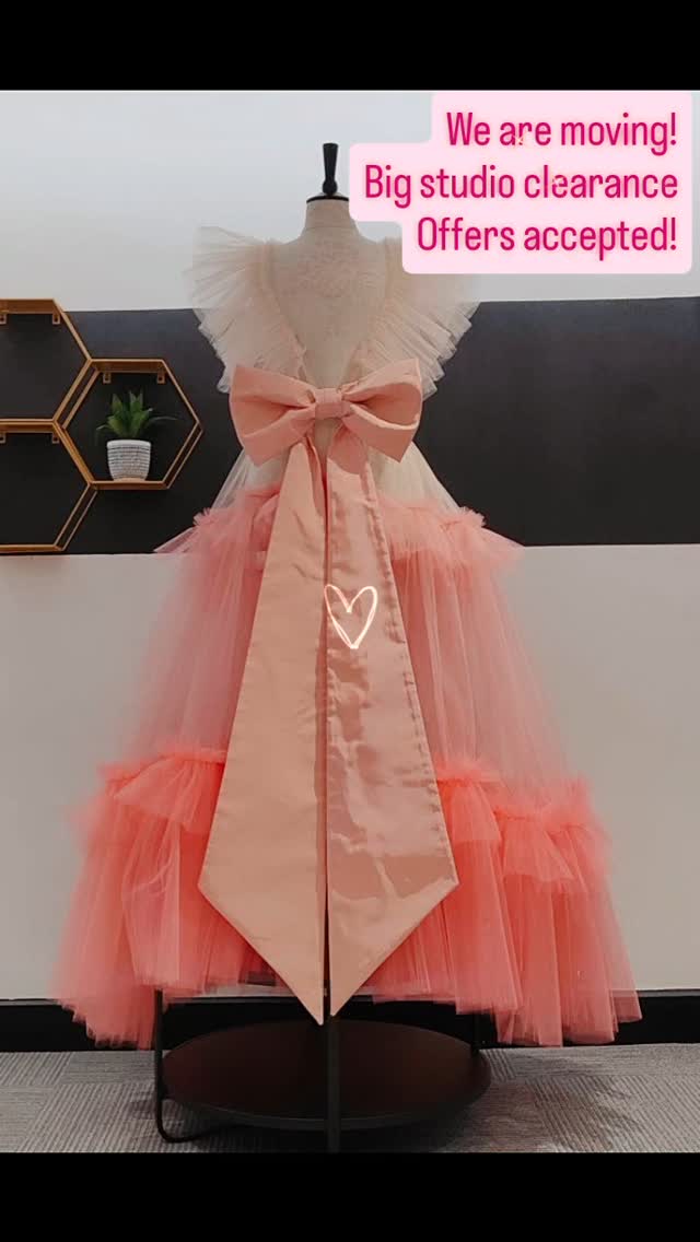 ✨️ We’re moving ✨️ please share ✨️
Studio clearance sale
DM for offers