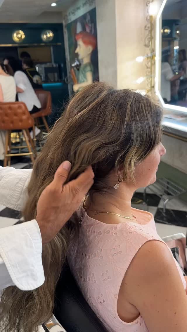 1 ay önce yaptığımız uygulamanın kullanım konforu lütfen videoyu sesli izleyin 🙏❤️
.
.
.
#sedatbiga #mikrokaynak #medikalkaynak