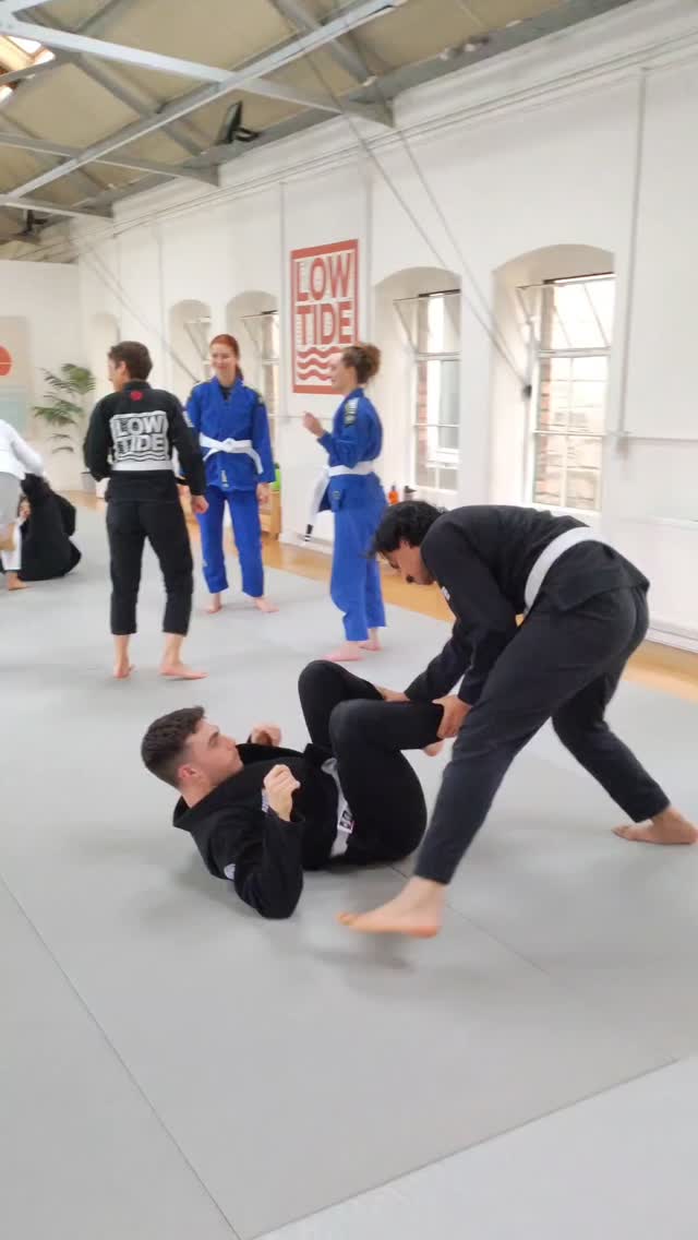 It's been a whole year since we acquired The Loft! What better way to train is there than in the sun ☀️ Here's some clips from June!
#bjj #jiujitsu #lowtidebjj #summer
