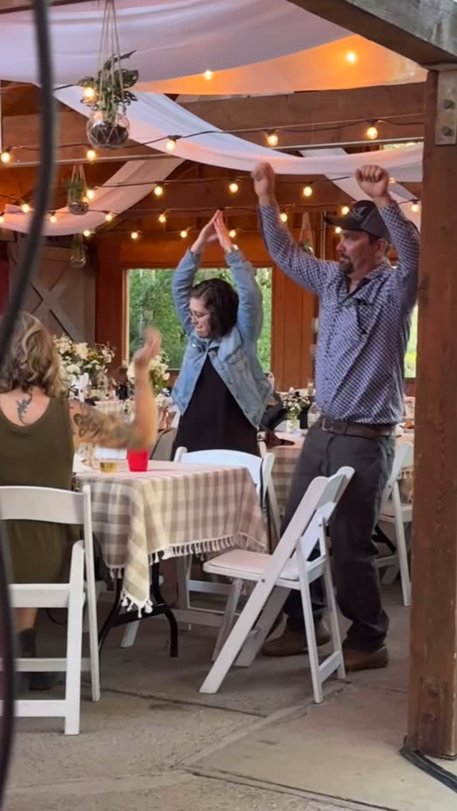 As a DJ, this brings me as much joy as every single person on the dance floor 🕺❤️
.
#dj #gve #gunnisonvalleyentertainment #gventertain #dj #gunnisonvalley #crestedbutte #gunnison #wedding #weddingdj #chairdancing