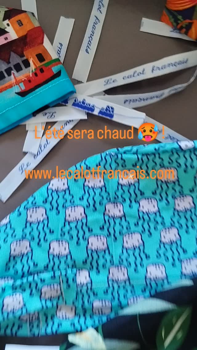 Ramène le soleil dans ton bloc ! En plus c'est les soldes !
www.lecalotfrancais.com
#chirurgien #medecin #dentaire #veterinaire #ibode #nurse #iade #ide #medecine#madeinfrance🇨🇵