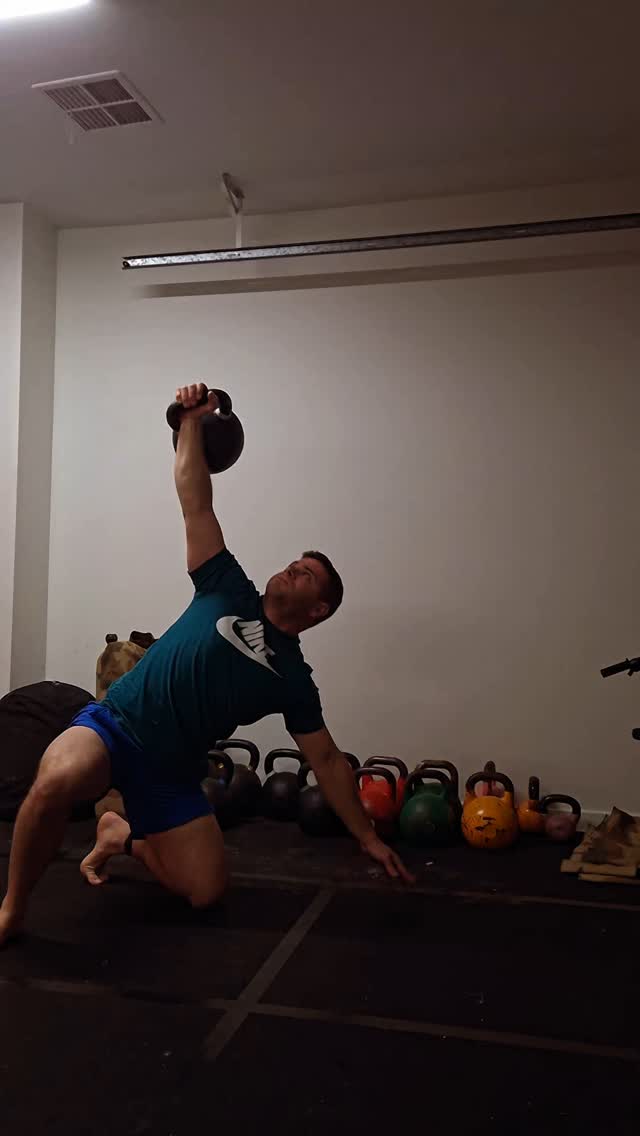 Todays session - 7/7/2025
Turkish Get Ups 40kg x 10 x 1
Snatch - 36kg x 12 x 5 every75sec
Bracket 1 - Low Volume
Total Vol = 2160kg
Hip work - 3 rounds
Total time - 40minutes