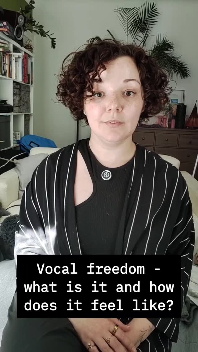 Vocal freedom isn’t about perfection.
It’s about release. Ease. Letting your voice move without fear.
It’s technique AND trust.
And it’s possible — for you, too.
💬 When was the last time your voice felt truly free?
Hashtags:
#vocalfreedom #voiceexpression #singingtechnique #authenticvoice #voiceconfidence #mindbodyvoice #singwithoutfear