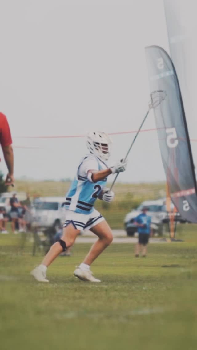 Watch your stick around @dy1an_martinez
📅 2034-2028 Tryouts: July 15, 18, 19
📲 Learn more & register at link in bio!
#iqlacrosse #boyslacrosse #lacrosse #ohiolacrosse
