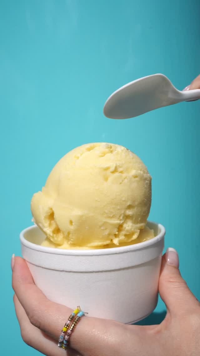 Transport to the beach with our Pina Colada Ice on #nationalpiรฑacoladaday ๐๐
Smooth, creamy, and refreshing!
We will be scooping from 12-6pm today! See you soon ๐๏ธโ๏ธ๐#twistedice #fairhope #baldwincounty #sweettreats #frozenfun #healthy #familyvibes #gulfcoast #dessert #dessert #alabama