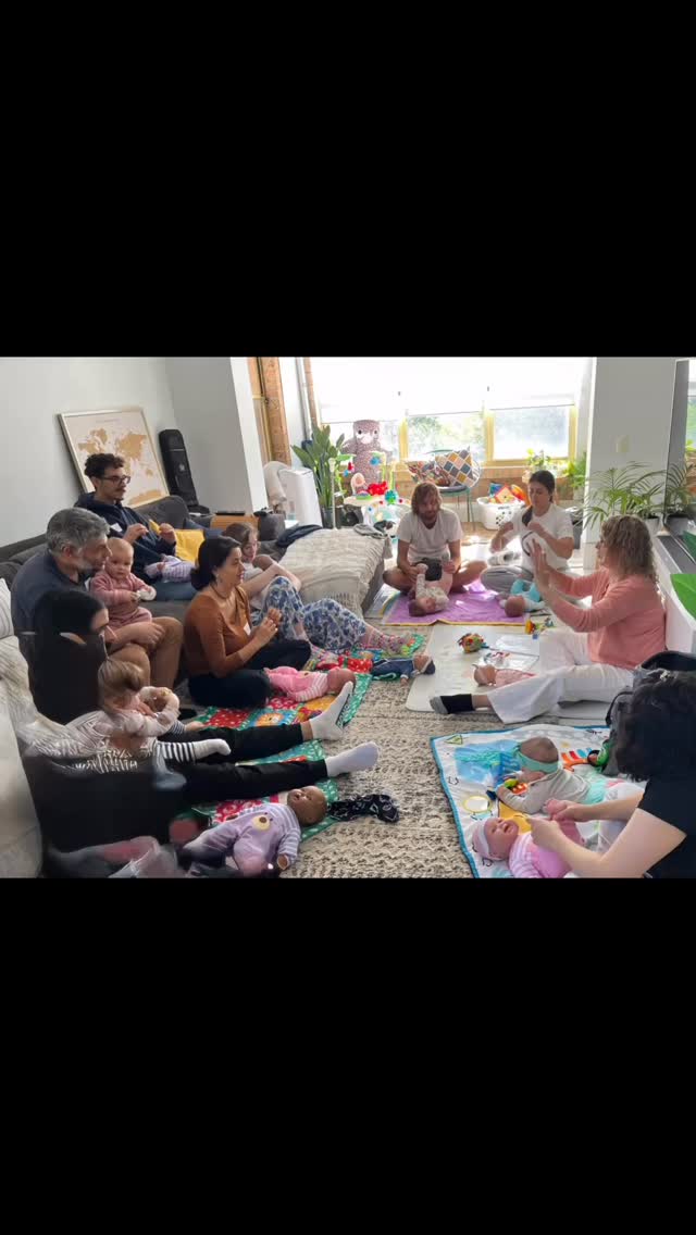 Such a privilege to share the magic of infant massage with these gorgeous families. Big thanks and warmest hug to @sandyquirino for welcoming Treani Blossom into your beautiful Brazilian/Australian community #loveBrazil
#BabyMassage #InfantMassage #DemoDollJealousy #MassageTime #BondingTime #LittleHandsBigFeelings #ParenthoodMoments #TouchOfLove #HappyBabies #ConfidentParents #BabyLife #CutenessOverload #RealLifeParenting #GentleParenting #MassageTherapyForBabies