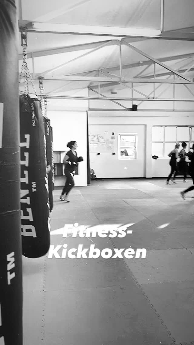 #kickboxingtraining #kickboxing #fitness #duesseldorf #verein #spaß #family #friend @hormoz_66