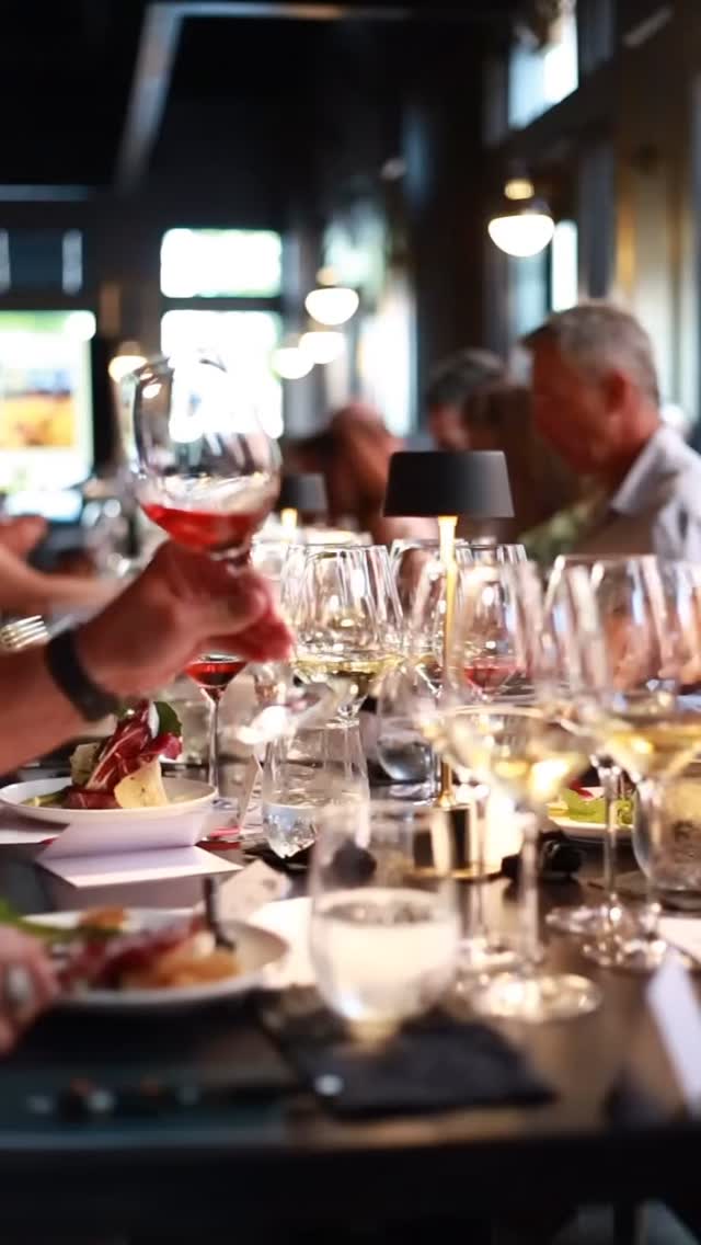 Wine anyone?
Silly question. Meet us at Vieux Carré 🥂🍇