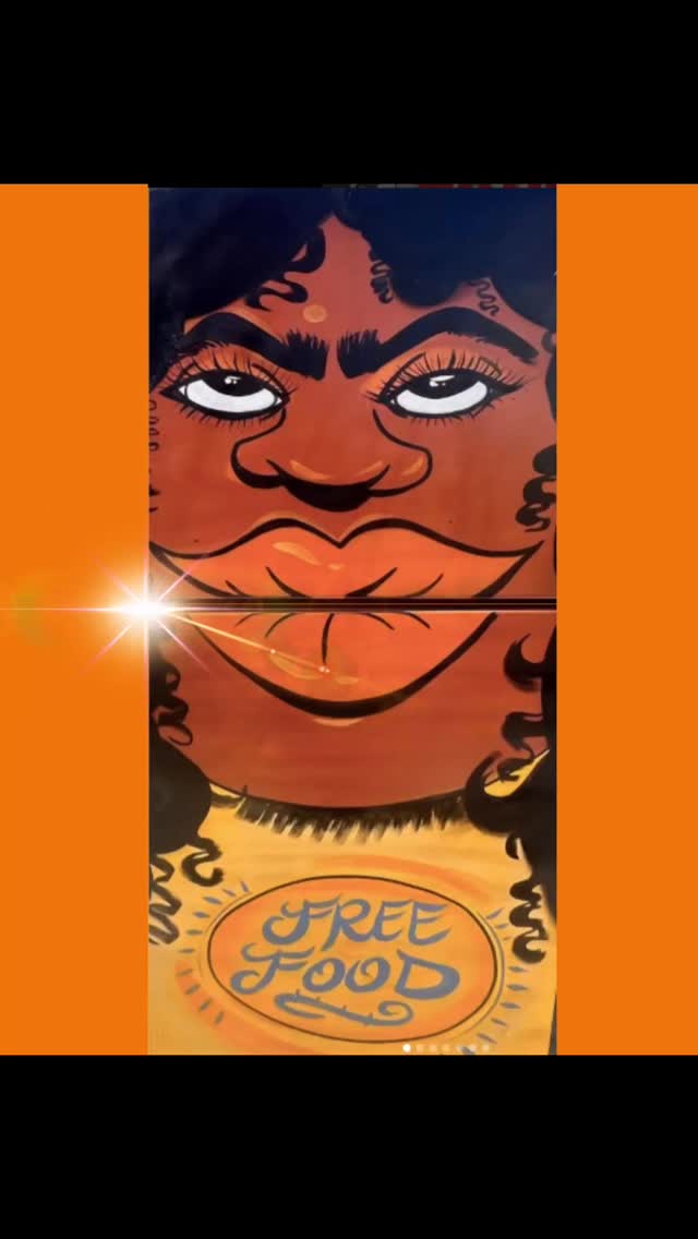 Happy Sunday July 13 2025 đ
In the fridge today::
Frozen shrimp, green beans, bread, a delicious looking brownie, coffee, water, protein powder and shakes, and various snacks.
Thank you #community for keep the fridge stocked.
Maybe we can use the hashtag #followthefridge together to post updates?
Hope your day is going alright.
Ily đŤś
-collins