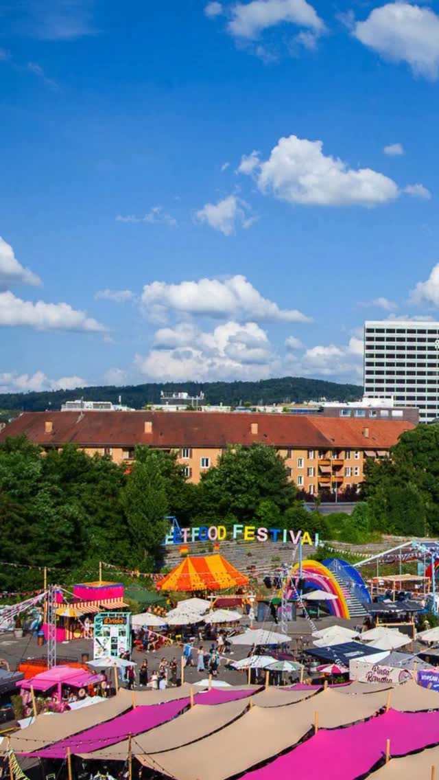 Ein grosses Dankeschön an alle Ausstellerinnen, die beim Street Food Festival 2025 dabei waren.
So viele happy faces und unvergessliche Momente. Die Tage auf der Hardturmbrache werden uns fehlen!