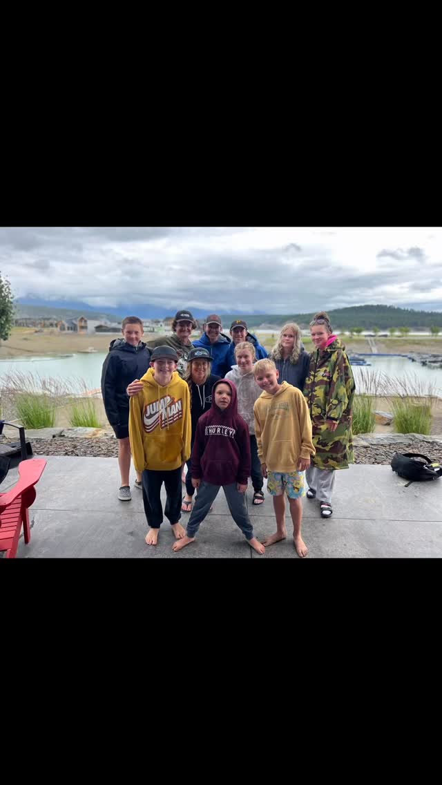 BC Team Camp 2025! Wasn’t the warmest weather, but everyone sure made the best of it! Everyone tried a bunch of new tricks, which is the best way to start the season! Good job team!
🤟🏻🏄♀️🌊
@bc_wakesurf_team @wswbc @wswcanada @wakecanada @canadianwakemag @phase5wakesurfers @shuswapsnb #wakesurf #koocanusa #bcteam #camp #ridep5 #p5matrix