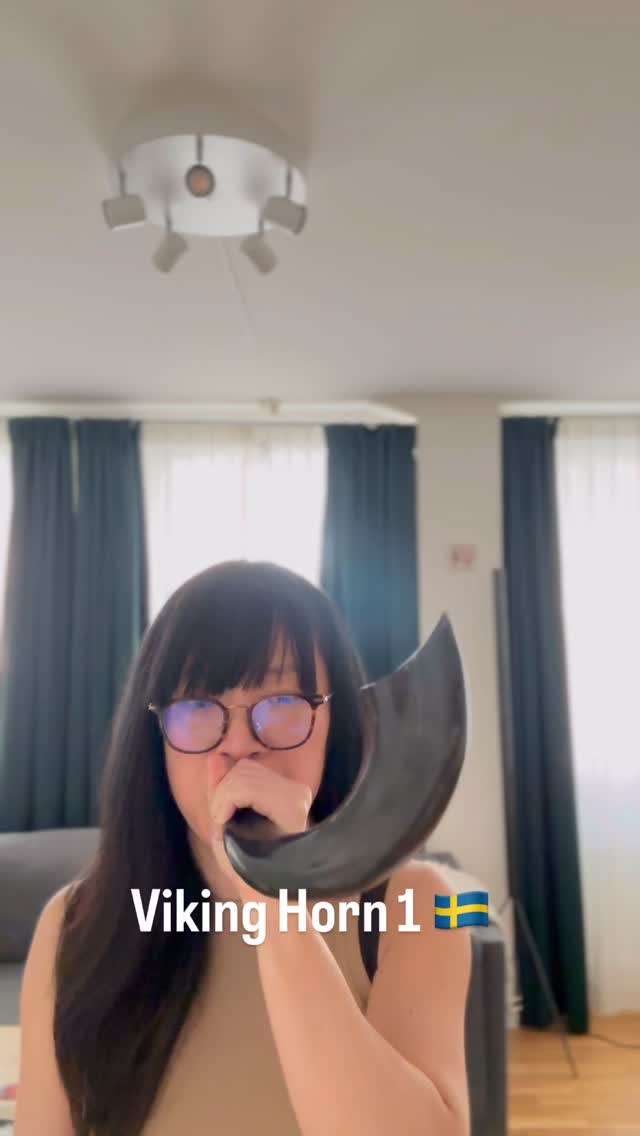 Horn Battle: Viking Horns vs. Japanese Conch Shell 🐚
I played two different Viking horns and a horagai – a sacred Japanese conch shell traditionally used by Yamabushi, monks and warriors.
Each one carries a unique soul and story.
#VikingHorn #horn #Horagai #vallhorn #taikodrumming #yamabushi #法螺貝 #法螺貝好きな人と繋がりたい #角笛