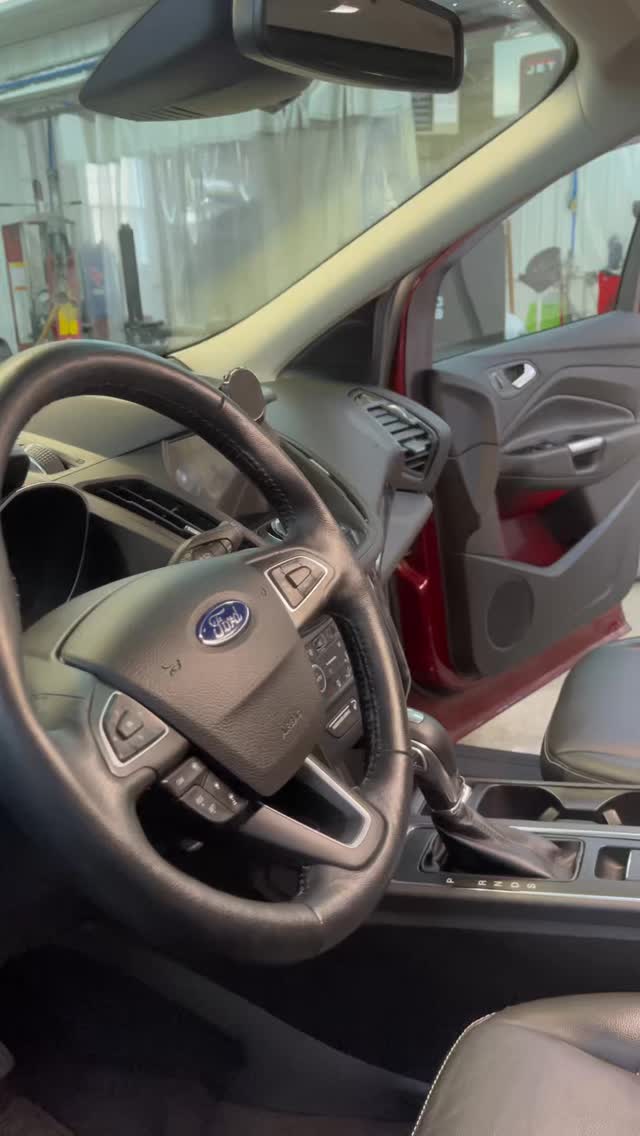 🚗 Is your vehicle dirty from summer fun? 🏖️ Have it detailed by Harts Hill Garage! From vacuuming and cleaning, to engine bay detailing and carpet extraction! We have the equipment to get the job done. Visit hartshillgarage.com or email us at hartshillgarage@gmail.com #utica #cleancar #summer #cardetailing