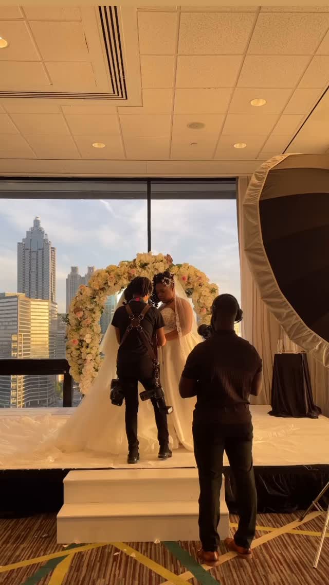 Sometimes a white lie doesn’t hurt 👀
Now booking Weddings & Engagements!
www.luciascreations.do
#atlantaphotographer #luciascreations #weddings #atlantaweddings