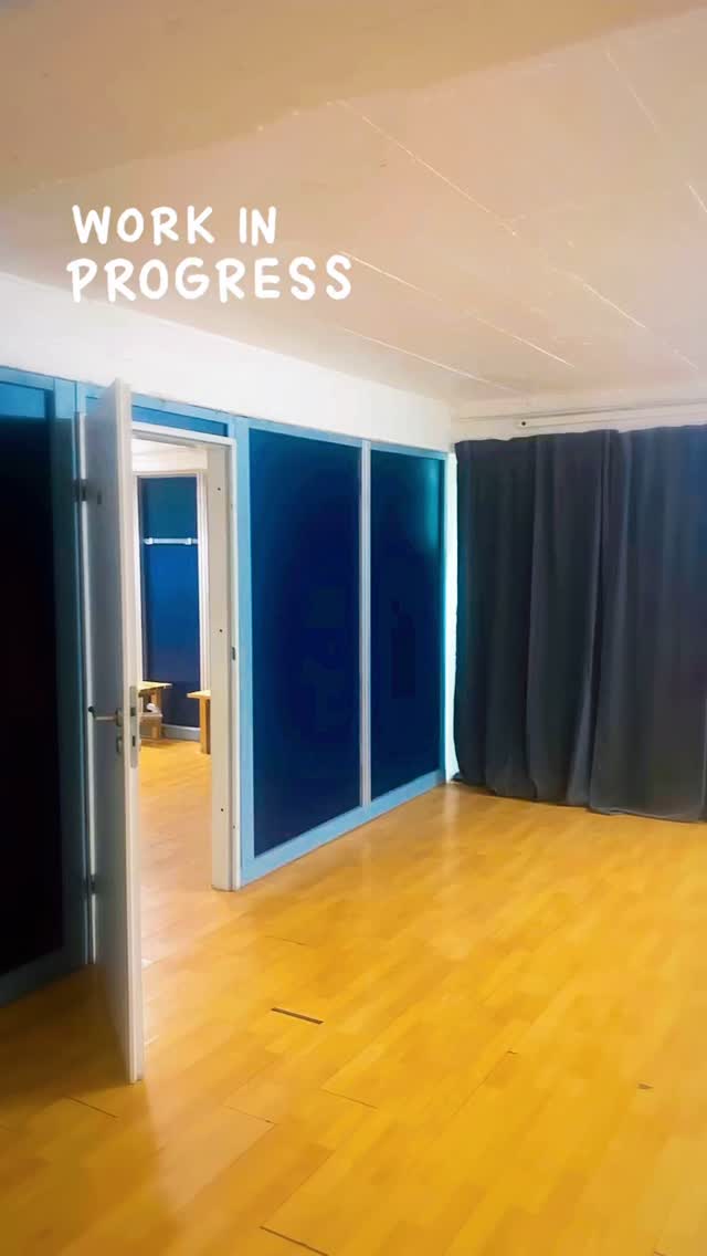 Danke an alle, die heute mit angepackt haben! 💪🔥
Wir haben das Untergeschoss aufgeräumt, Kabinen abgebaut und Platz geschaffen,für unsere zweite Trainingsfläche! Ohne euch wäre das nicht möglich gewesen.
Am Ende: harter Einsatz, viel Schweiß… und natürlich Grill und gute Laune. 🍖🍻 Tausend Dank an @miraidrizi111 @idrizifarik @leealenata @elli_nita @_matteolenzi @yassine.aitzmani und Patrick, ihr seid die Besten! 🙌
@hormoz_66 @gracie_jiujitsu_dus @inantunc77 #family #düsseldorf #verein #team