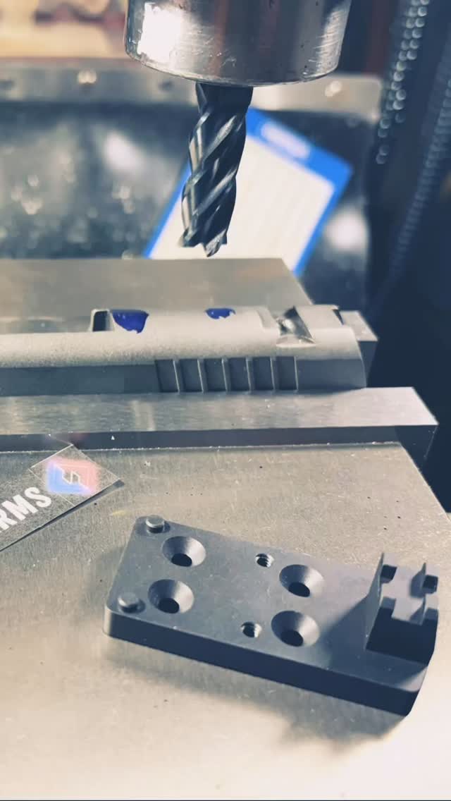 1911 Optics Cut #andersonsc #gunsmithing #machining