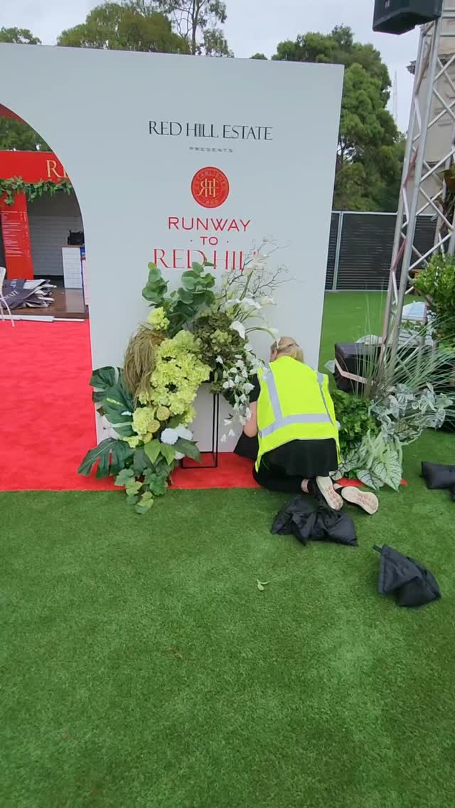 🎬 Behind the scenes at #MFF
Behind the Blooms- it's me
If you've never been to the Melbourne Fashion Festival, you know you gotta experience these vibes text year!
Not every reel is about the finished florals.
This one’s about the hustle — early starts, heavy lifts, fast installs, creative thinking, and getting it just right.
Behind every beautiful activation is a small business owner wearing all the hats — and I’m proud to be that person 💪💐
This was me working behind the scenes at Melbourne Fashion Festival for a stunning brand moment with Red Hill Estate. Grateful, exhausted, and so full of love for what I do.
#MelbourneFlorist
#FloristLife
#SmallBusinessBehindTheScenes
#EventStylingMelbourne
#BrandActivationsMelbourne
#WomenInBusiness
#FloralStylist
#MFF2025
#MelbourneEvents
#FloralsOfMelbourne
#LuxeFlorist
#FloristInMotion
#CreativeProcess
#EventStylistAustralia
#BusinessOwnerLife
#BehindTheScenes
#FloristAtWork
#MelbourneCreative
#Decodays
#FlowerIndustry