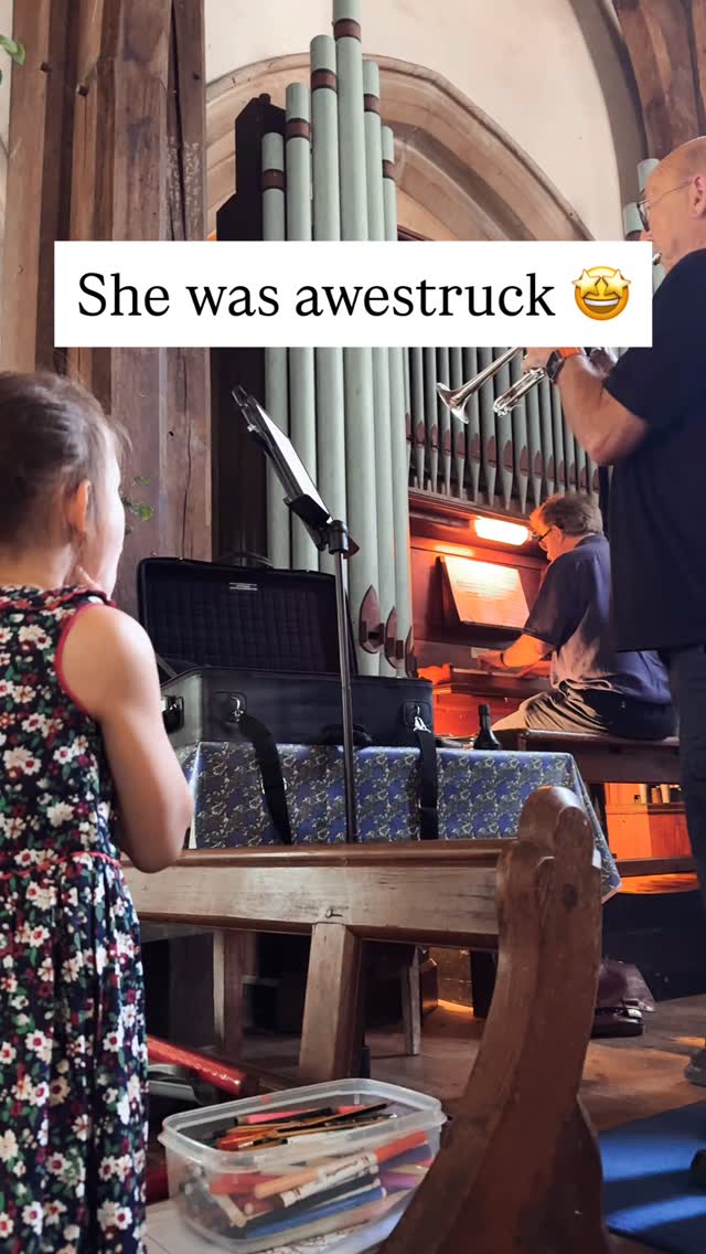 Awestruck during a Wedding Rehearsal! 🤩🤩
We both loved watching the trumpet and organ players preparing for their performance.
#weddingmusic #essexweddings #weddinginpiration