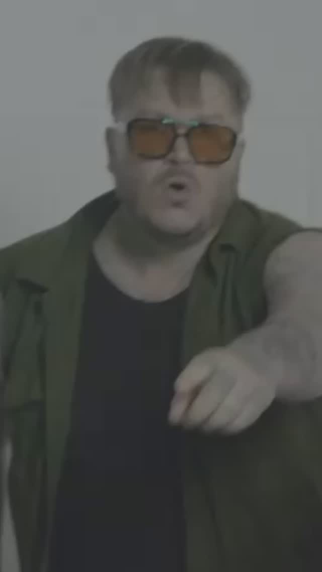 And we will be seeing YOU on Friday night when play @thegeorgetavern with thanks to @youwantedaparty 🫵
Playing alongside
@vincentslastsummer and @flatparty_ 🤌
We are on at 10pm. Tickets can be purchased on Dice or via the link in our bio.
#livemusic #eastlondon #rock #postpunk