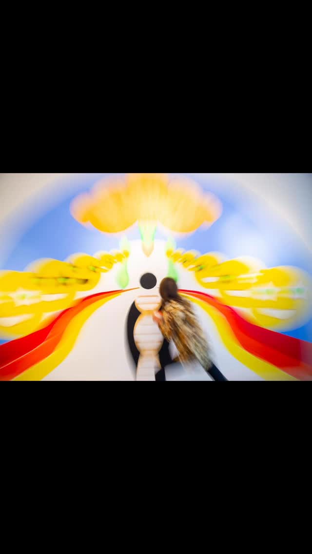 Murals, wow! A big new love entered my life! I TRULY, UTTERLY LOVE IT! I felt so alive, in total focus and perfect physical action! I hope and intend that a lot of other murals will follow 🥰⚡❣
You see a fantastic action shot from Hans Hiltermann and pics from the end of yesterday when the work was done!
Today 17:00-23:00 is the opening and you can see the work till next Sunday 27-07
Vrijpaleis, Paleisstraat 107, 1012ZL Amsterdam, next to the Royal Palace😜
#murals #art #muralart #contemporaryart #amsterdamart #vrijpaleis #spiritualart