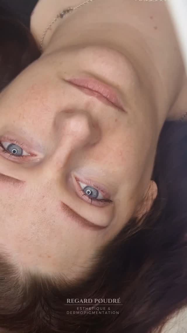 Sourcils poudrés 🤎
#maquillagepermanent #maquillagesemipermanent #sourcilspoudrés #sourcils #powderbrows #homblieres #aisne #hautsdefrance