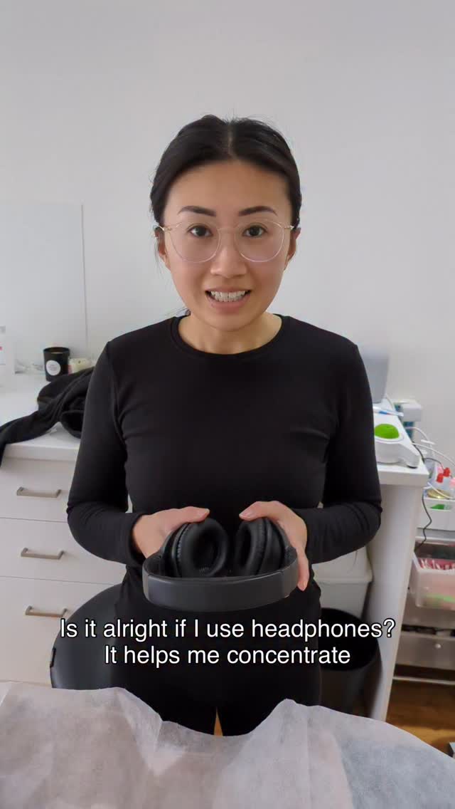 me to my clients in august after coming back from maternity leave… 😂😂 JOKES… …… unless…. 🤨🤨🤨🤨 ok no actual jokes 🙂↔️