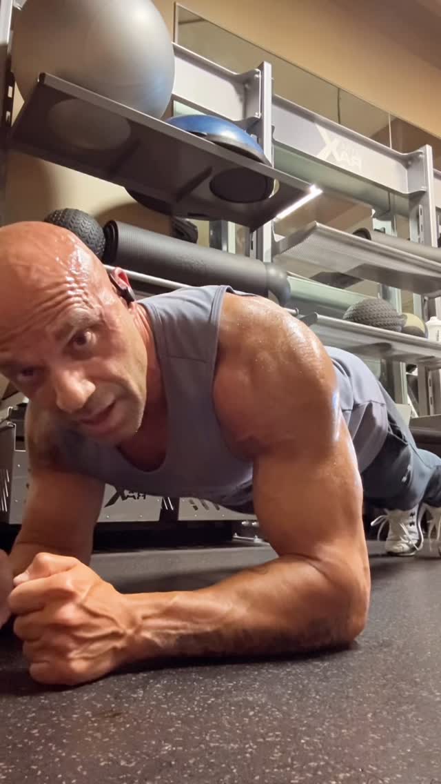 One more rep. One more set. One more day.
Don’t stop. Keep going. You got this.