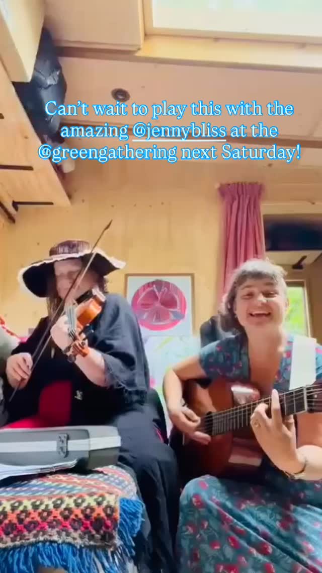 🎻 What an incredible musician @jennybliss_queenspacebaroque is!! It’ll be such an honour to play with her at my gig at the Green Gathering on Sat 2nd Aug 1.30pm on the Soundscape stage.
Such a joyful rehearsal - Jenny had never heard these songs before and played virtuosic music on her violin, flute and viola de gamba on them straight off…. 🤩
Looking forward to being joined also by the wonderful @algy_behrens_music and groovy @dayganrobinson - what a band!
#musicismedicine #loveintheair #festivalgigs #greengathering #musicalgenius