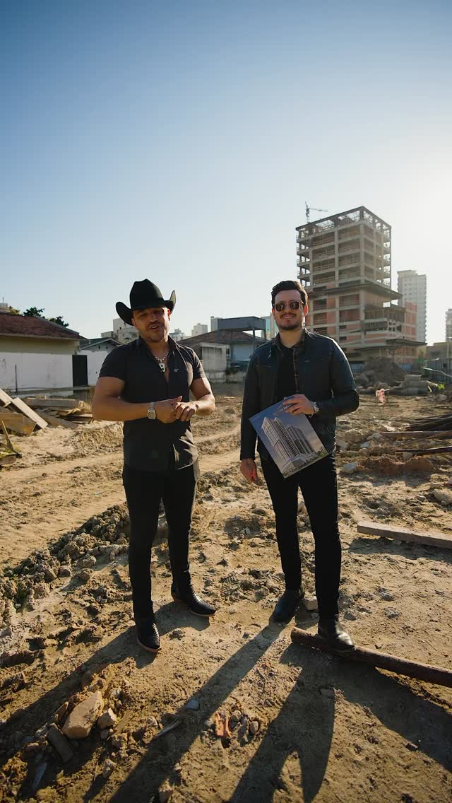 Um sonho realizado — e a honra de fazer parte disso é toda nossa.
O primeiro apartamento a gente leva pra vida. E acompanhar de perto esse momento do Brenno & Matheus, no Mount Hérmon, só reforça o que nos move: entregar mais do que obras — entregar conquistas que ficam pra sempre.
Sejam bem-vindos a Balneário Perequê. Sejam bem-vindos à Top4D/Fascon.