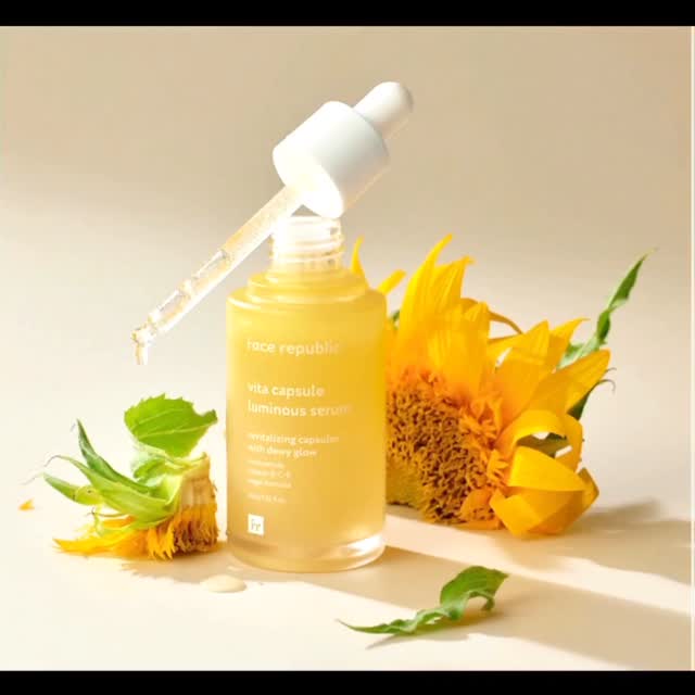 ✨ Glow with Purpose — Face Republic ✨
Let your skin breathe, glow, and feel truly alive.
The Vita Capsule Luminous Serum by Face Republic is designed for radiance-seekers, tone correctors, and hydration lovers.
🌟 Perfect for your skin goals:
🔸 Radiant Skin – Brightens dull tone and fades dark spots
🔸 Plump Skin – Delivers deep hydration and softness
🔸 Bouncy Skin – Supports elasticity and smooths fine lines
💧 Ideal for skin types:
✔️ Dry | Uneven | Sensitive | Aging
✔️ Works beautifully with: DS, DU, CU, CW (based on Face Republic’s skin-type guide)
🌿 Key Benefits:
• 5% Niacinamide: evens tone & boosts glow
• Vitamins B, C, E + Lemon Extract: energize and revitalize
• Jojoba Oil: locks in moisture without clogging pores
• Vegan & Cruelty-Free
• Dermatologist-tested, no artificial fragrance or color
💡 Use as part of your complete K-GlassSkin routine
Pair with:
🧴 Toner | 💧 Serum | 🧖♀️ Cream Moisturizer | 🛡️ Sunscreen | 🎭 Sheet Mask
📦 Available now at:
🌐 www.skincareboxbeaute.com
📲 Comment below if you want help choosing products based on your skin type — or take our quick test!
#FaceRepublic #SkinGoals #RadiantSkin #VeganSkincare #CleanBeauty #KBeauty #KGlassSkin #GlowRoutine #SerumLovers #SkinCareBoxBeaute #NiacinamideGlow #KoreanSkincare #HydrationIsKey #CrueltyFreeBeauty