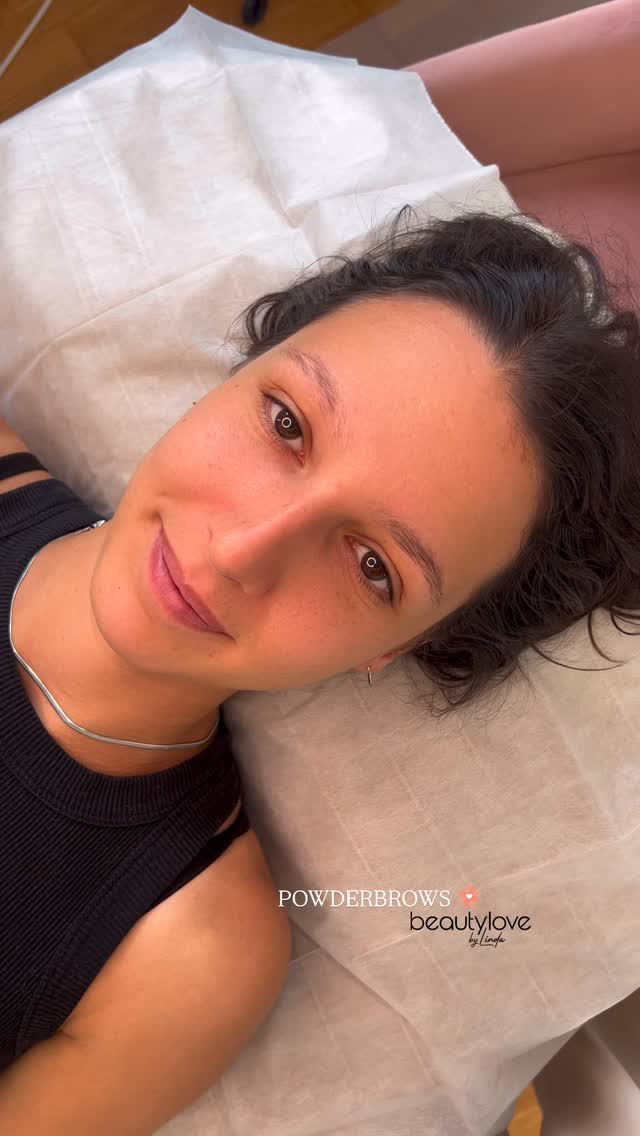 POWDERBROWS 🧡
#permanentmakeup #pmuartist #beauty #beautylove #linz #pmulinz #naturallook #eyebrows #powderbrows #browtattoo