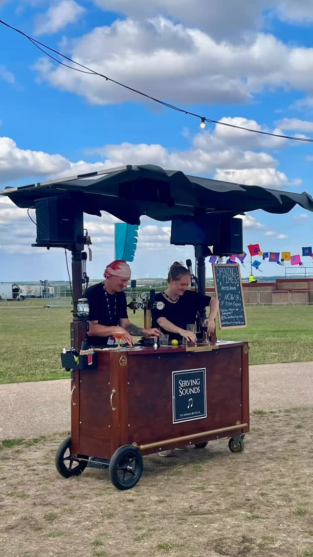 Last day in Milton Keynes. We’ve had a blast 💥 Find us across the city on Sunday 20 July.
Noisy Noise Noise
Campbell Park, MK9 4AT
11:00am - 2:00pm & 3:00pm - 6:00pm
Serving Sounds
centre:mk, MK9 3EP
11.15am, 2.15pm & 4pm
#workingboysclub #outdoorarts #servingsounds #noisynoisenoise #ifmkfest #whatsonmiltonkeynes #miltonkeynes #activateperformingarts #bcpculturalhub
