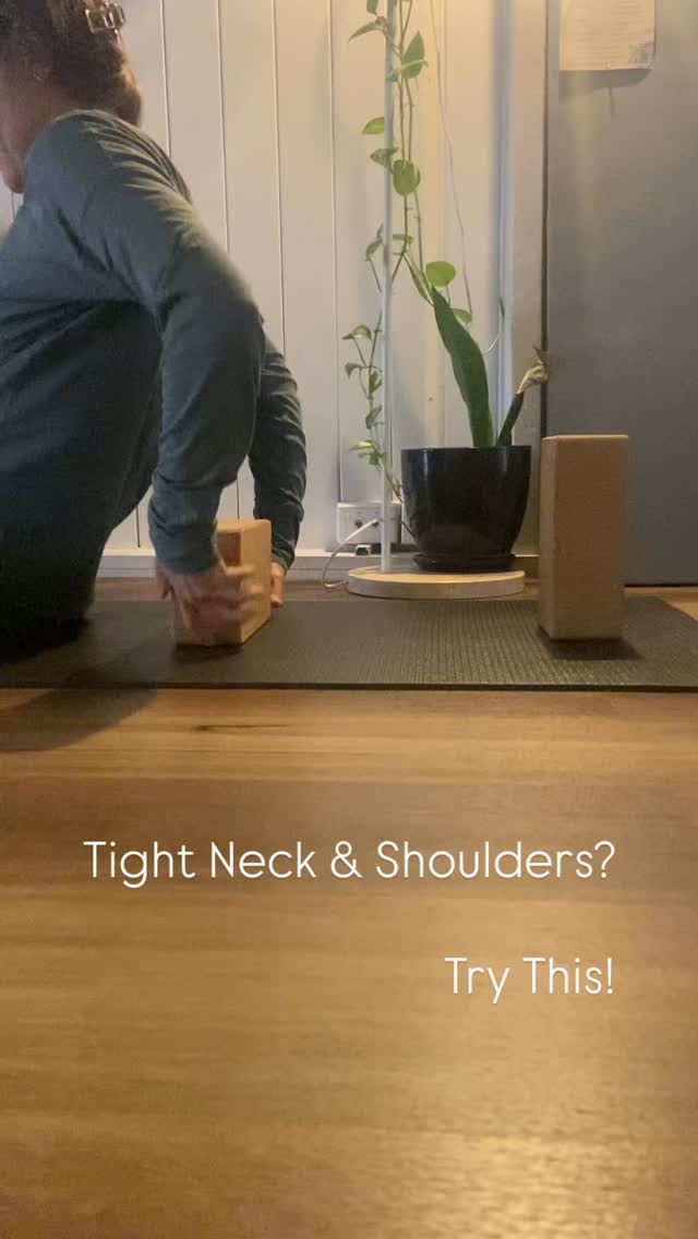 Do your shoulders roll forward? Is your posture suffering from work or repetitive phone use?
If so, try this!
All you need is two yoga blocks, one at the low/mid height between the shoulder blades, one at the highest height under the occiput… & if you don’t have blocks, try a firmly rolled towel/blanket or foam roller & pillow under the head.
#posturecorrect #yogaforposture #athomecare #deepbreaths #yogaathome #openthechest #neckpain