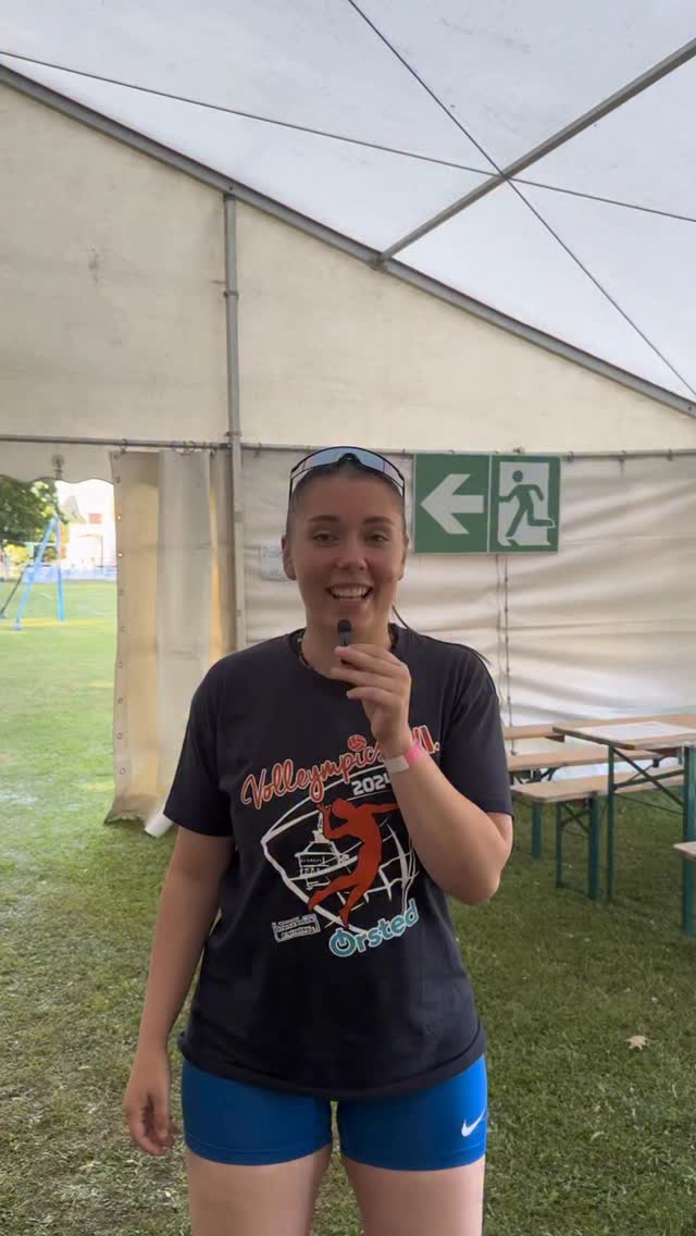 Oh Freunde, es ist noch lange nicht vorbei! Ich hab noch genug Material für die Interview Videos 🙂↕️
Soll ich nächstes Jahr wieder welche machen?