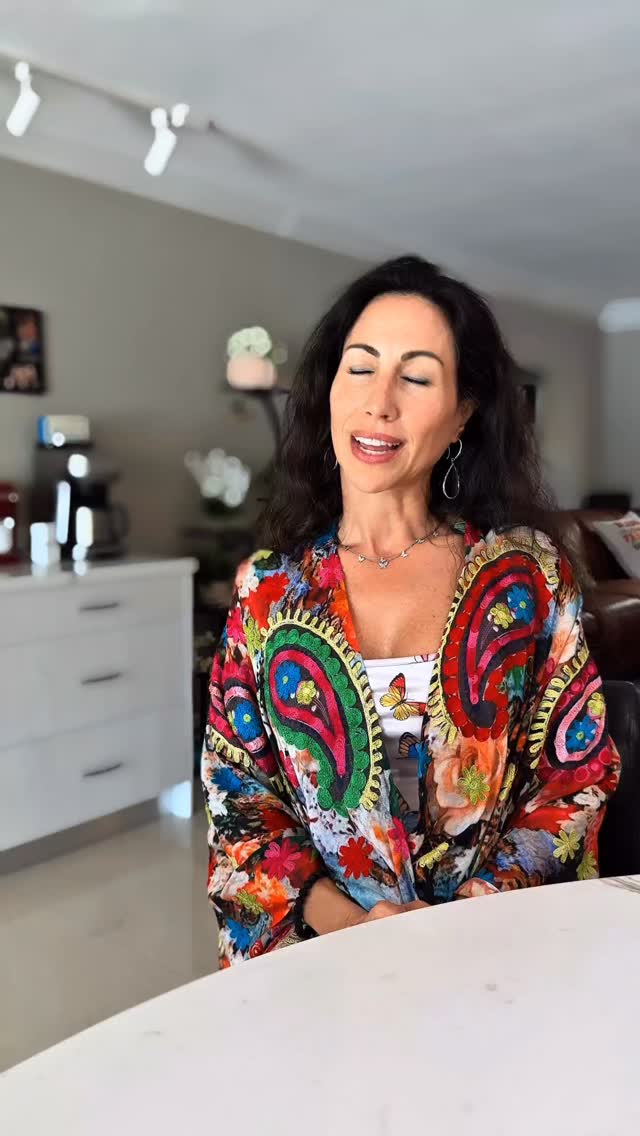 You’re not stressed because you have no time. You’re stressed because of your relationship with time. Shift from urgency to soul-aligned living. ✨ Week 7 of Emotional Mastery changes everything. #EmotionalMastery #HealingJourney #TimeFreedom #EnergyMedicine #BoundlessHealingHands #SoulWork #StressRelief #TransformFromWithin #FloridaLifeCoach