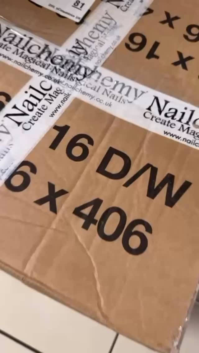 ✨💅 NEW IN! 💅✨
We’re so excited to introduce our brand new collection of gel nail colours and trust us, they’re gorgeous! From chic neutrals to bold brights, there’s something to fall in love with for every mood and moment. ❤️
We can’t wait for you to try them all… though you might need to arrive a little early for your appointment - choosing your perfect shade could take a while! 😉
Ready to pick your new favourite? Book in and see the collection in person! 🌈✨
#NewNailColours #DivaNails #GelPolishLove #SalonVibes #NailInspo #TreatYourself #nailchemy