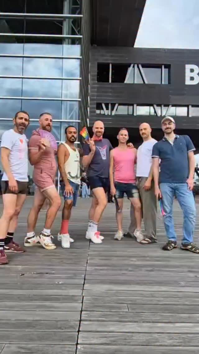 Thank you to Regenboog Praktijk for sponsoring our Welcome To The Family show!
Your support helps us celebrate love, identity, and community with pride and purpose. We’re proud to have you as part of our extended family - standing with us as we raise our voices and share our stories.
#WelcomeToTheFamily #AMSGMC #ThankYouSponsors #RainbowProtect #ChosenFamily #LGBTQVoices #CommunitySupport #PrideInPartnership #AmsterdamEvents