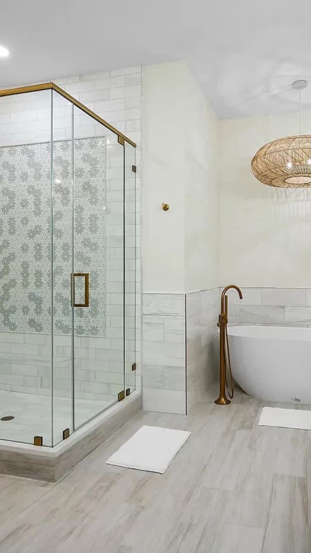One of my favorite bathroom renovations 💙 and not just because of the vanity. We moved some walls to fit the tub and make the whole space bigger and brighter. Message me for the befores! #palmbeachstyle #palmbeachcounty #palmbeachinteriors #palmbeachdesigner #interiordesign #wellingtonrealestate