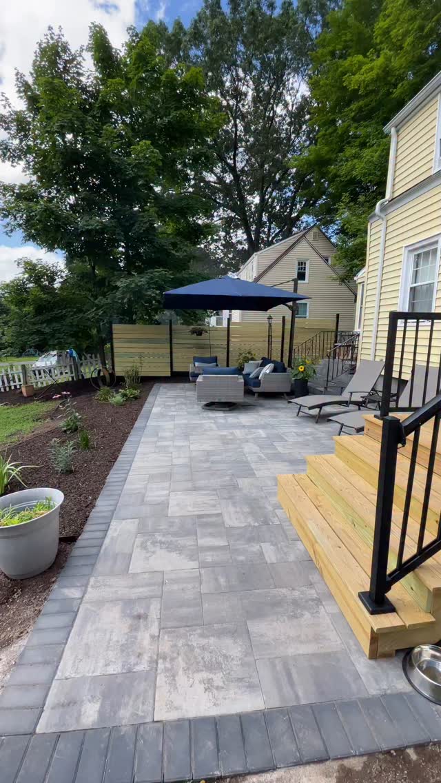 This patio not only adds elegance and function, but the customer truly brought it to life with their stylish outdoor décor! Nicolock Stone Ridge XL Granite City Pavers with Holland Stone Raven border.
#Nicolock #PatioGoals #OutdoorLiving #WalkwayDesign #Hardscape #BackyardVibes #HomeInspo #LandscapeDesign #PatioInspiration #CraftedWithCare