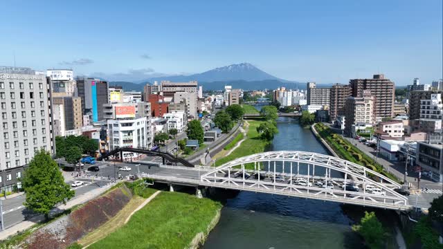 「岩手山を望む開運橋」
2025年6月2日 撮影
関係各所許可・承認済み
#岩手県 #盛岡市 #佐藤興産 #岩手山を望む開運橋