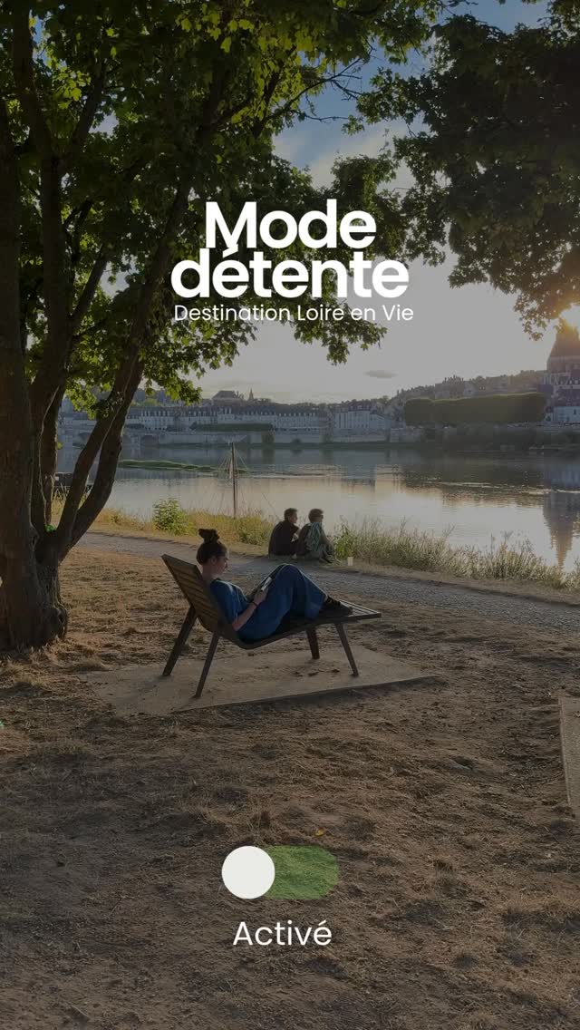 đż Mode dĂ©tente : activĂ© â
Ici, pas besoin de courir. Juste écouter. Regarder. Respirer.
Un moment au bord de la Loire, lĂ oĂč le temps ralentit et les sens sâĂ©veillent.
đ¶ Une pause au fil de lâeau,
âïž Une lumiĂšre dorĂ©e,
đŠ Le chant dâun oiseauâŠ
Bienvenue dans lâinstant prĂ©sent. Bienvenue dans une autre Loire.
#loireenvie #slowtourisme #modedetenteactivé #vacancesautrement #aufildelaloire #loiresecrÚte #loire