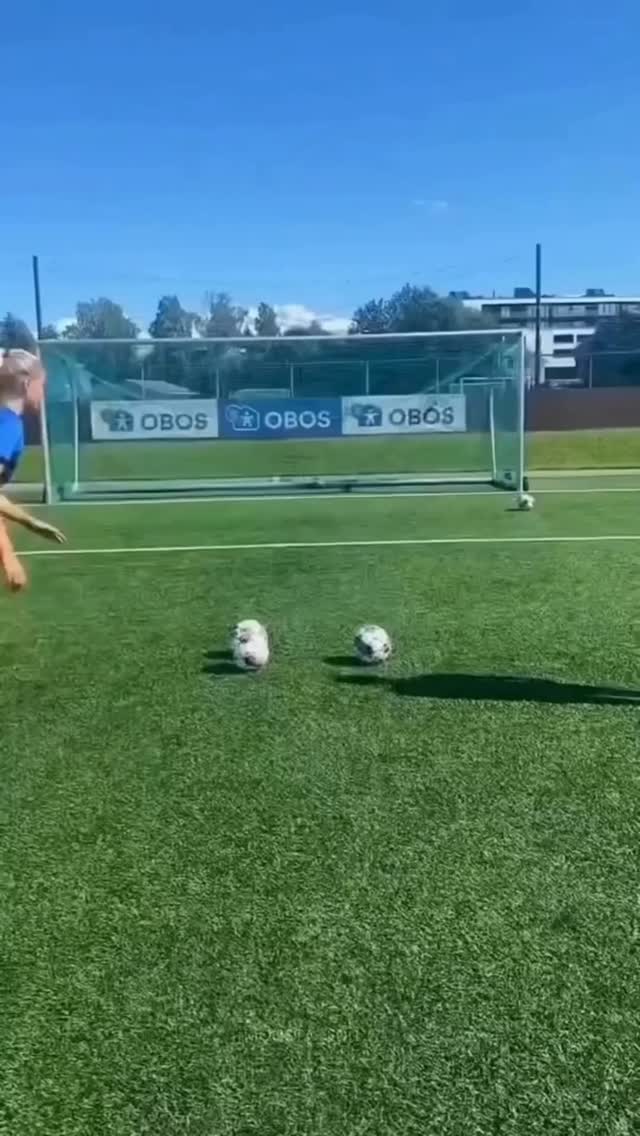 🎓 We specialise in educational, informational, and commentary content — whether it's Reels, Podcasts, or long-form YouTube videos, we deliver high-quality, expertly edited outputs tailored to your vision.
💸 Worried about budget? Don’t be. Our multi-tiered pricing has something for every creator, and our interactive pricing calculator makes it easy to plan ahead. Focus on your creation journey while we handle the editing!
📲 Check samples and explore pricing — both linked in bio.
📞 Got questions or ready to start? DM us or WhatsApp at 9930319225 — we’d love to hear from you!
#digitalmarketing #marketingservices