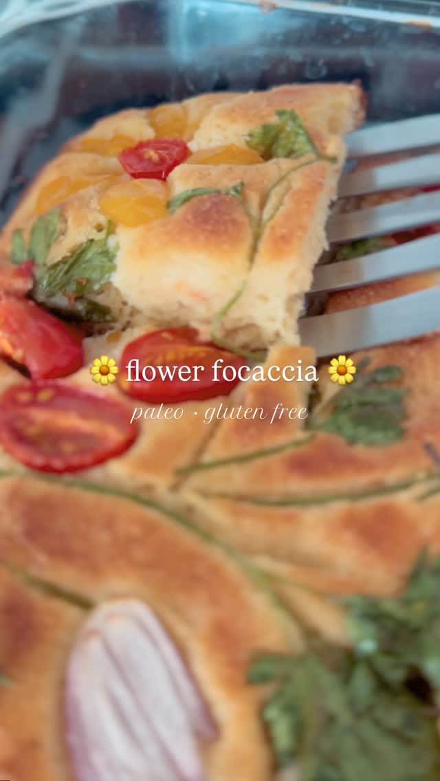 I don’t always have the time to do extra fun things like this in the kitchen, but when I do… It’s so therapeutic & relaxing!
Paleo Focaccia
Ingredients:
-1/3 cup warm water (temperature as if you were giving a baby a bath. Too hot will kill the yeast)
-1 1/2 t. yeast
-1 egg
-2 egg whites
-2 T. raw honey
-1 1/2 t. avocado oil
-1/2 t. apple cider vinegar
-1/4 t. salt
-2 1/4 c. @bobsredmill Paleo Baking Flour (or just 1 1/2 c. almond flour & 3/4 c. arrowroot flour)
Topping Ingredients:
-Olive oil
-Garlic powder
-Veggies cut into whatever shapes you’d like! I use cilantro, red onion & cherry tomatoes
Directions:
1. Set the oven to 400°F.
2. Add the warm water & the yeast to a bowl. Let the yeast sit in the water for 2-3 minutes to make sure that it is rising/expanding.
3. Add the egg, egg whites, honey, oil, apple cider vinegar, salt, & whisk together.
4. Add flour & mix. The dough will not resemble typical dough since there is no gluten in it. It will look like pancake batter.
5. Spoon dough into a greased 8x8 baking dish.
6. Spread olive oil on top & sprinkle on garlic powder. Add desired veggie shapes.
7. Bake for 20-25 minutes or until golden brown on top! Enjoy! 🌼💗