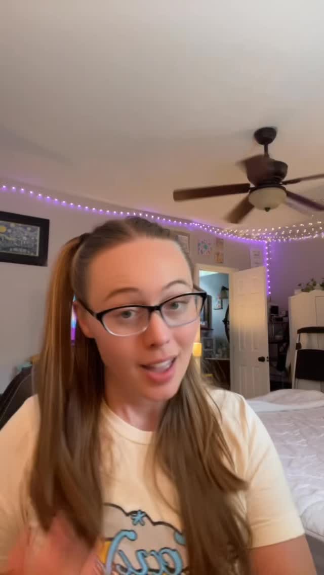 Just wait for the harmonies to come in 👀 Day 4/30 - “Burden You” - 30 Days of Demos
Written w/ @kayleefedermann 💕
#popartist #popmusic #30daysofdemos #unreleasedmusic #originalmusic #nashvillepop #nashvillemusic