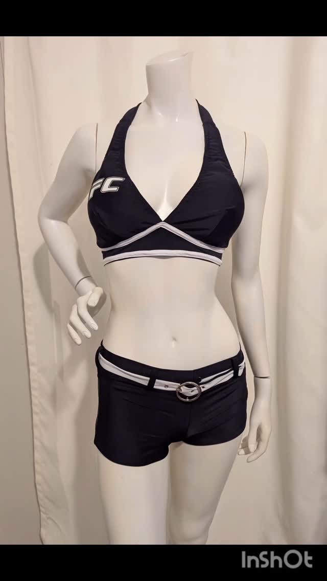 What would summer be without a custom swimsuit? I don't even want to know but here's the one I made recently for a client. I hope you like it! I already do! I just don't have the guts to wear a bikini right this minute... I need more time in the gym 😁 Perhaps channeling the inner octagon girl can make it happen quicker!
Music: Lovely Piece
Musician: DaFox
URL: https://pixabay.com/music/-lovely-piece-118351/
#ufc #ufcfightnight #ringgirl #swimsuit #SportyChic #SportyStyle #confident #fashion #ootdfashion #customized